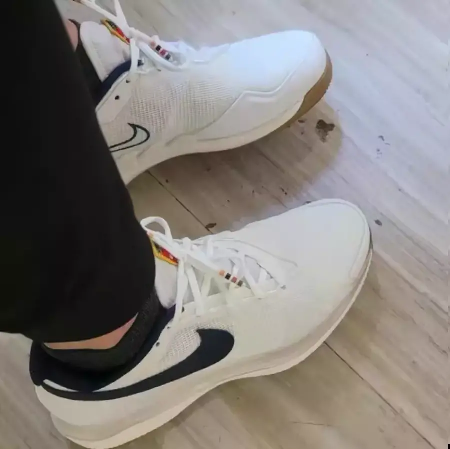 Alternative view of Giày Tennis Nike Court Air Zoom Vapor 'White Blue' CZ0222-133