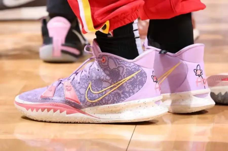 Alternative view of Giày Nike Kyrie 7 Daughters Azurie 'Purple' CQ9327-501
