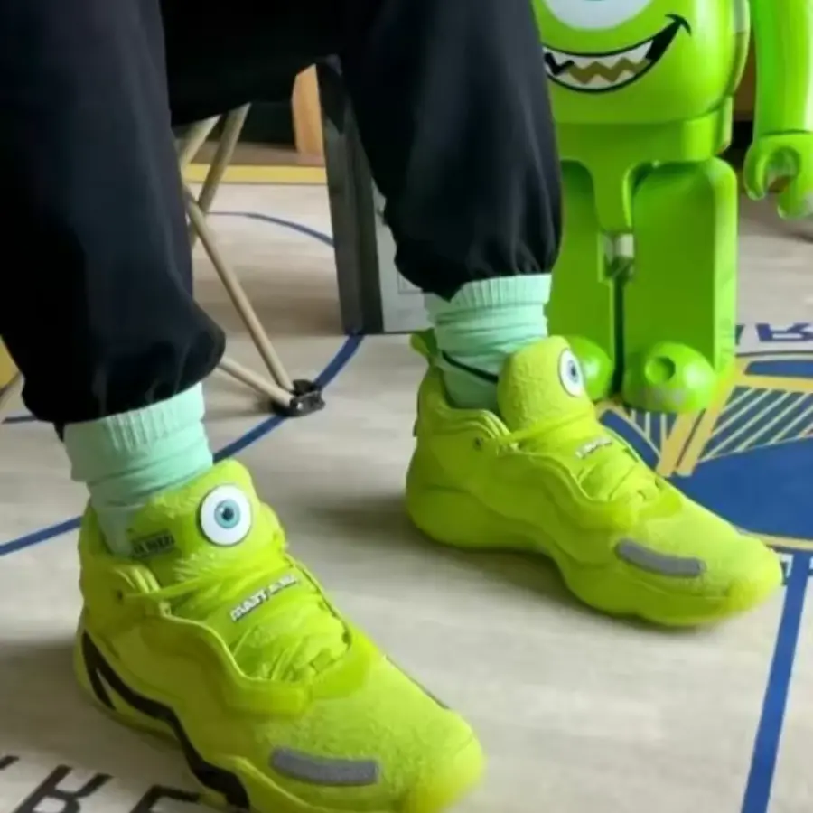 Alternative view of Giày Adidas D.O.N. Issue #3 'Mike Wazowski' H67418