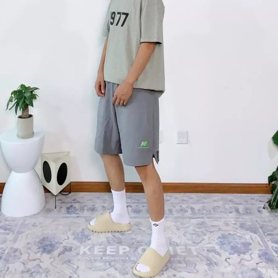 Alternative view of Dép Adidas Yeezy Slide 'Bone' 2022 FZ5897