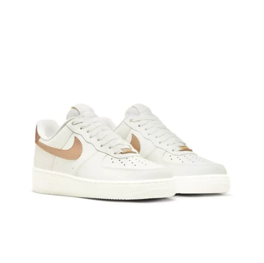 Giày Nike Wmns Air Force 1 '07 Sail Metallic 'Red Bronze' DD8959-109 - Ảnh 3