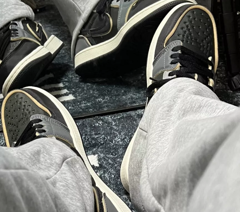 Giày Nike Jordan 1 Low OG EX 'Black Smoke Grey' DV0982-006 - Ảnh 3