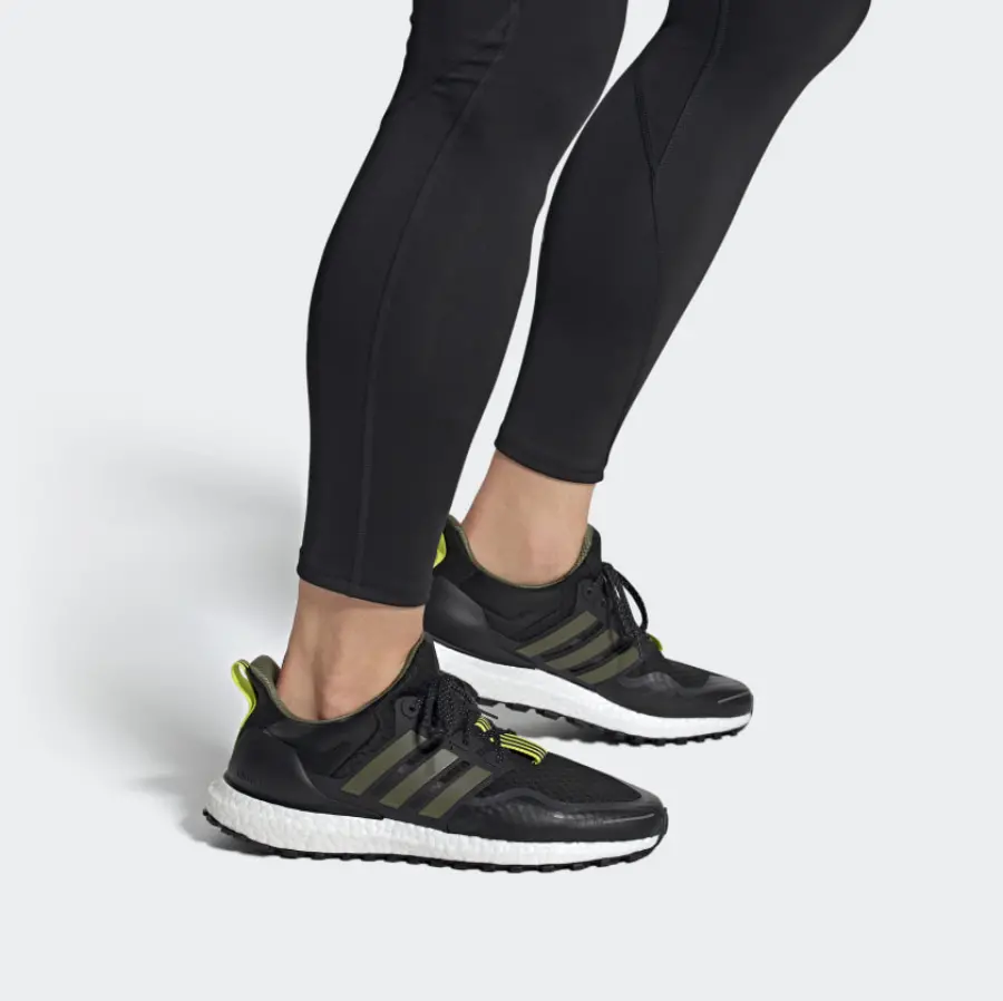 Alternative view of Giày Adidas Ultraboost COLD.RDY DNA 'Black' G54966
