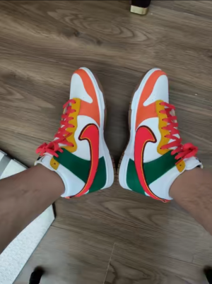 Alternative view of Giày Nike Dunk High 'University 7-Eleven' DR8805-100