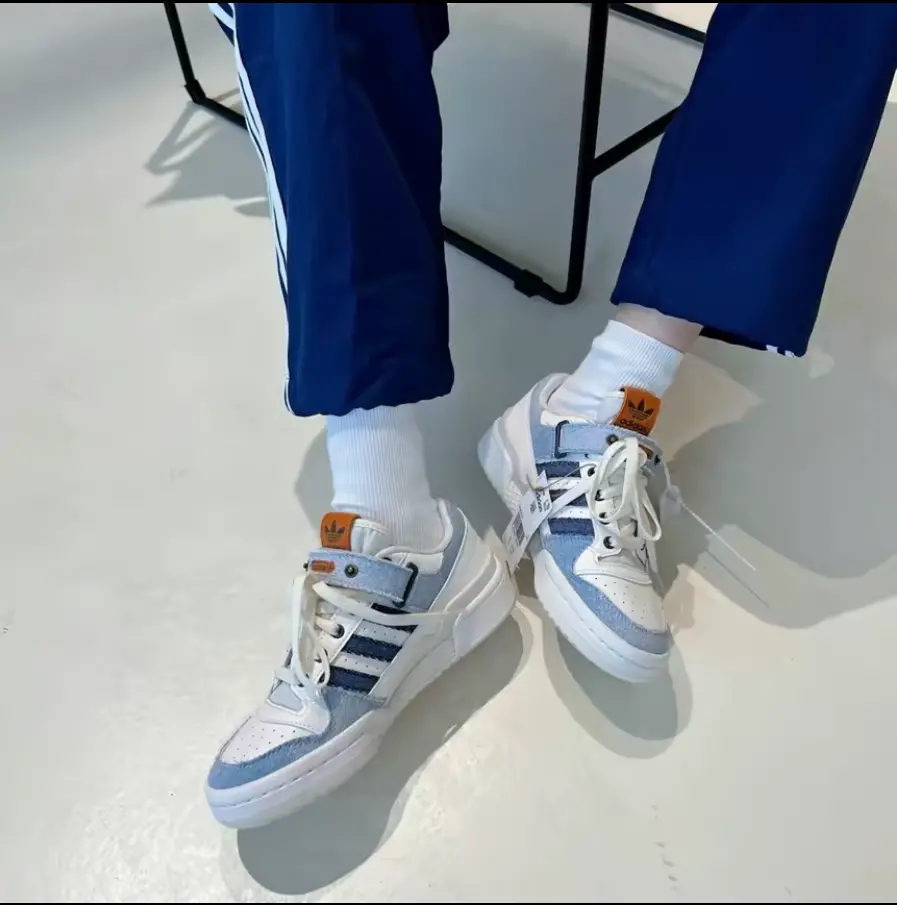 Alternative view of Giày Adidas Forum Low 'Blue' HQ6334