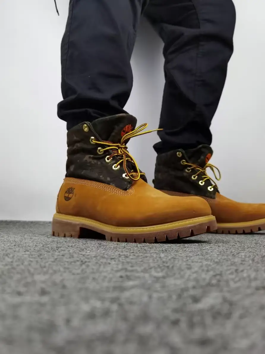 Alternative view of Giày Timberland Premium Roll Top Boots 'Camo Pattern' A26UV