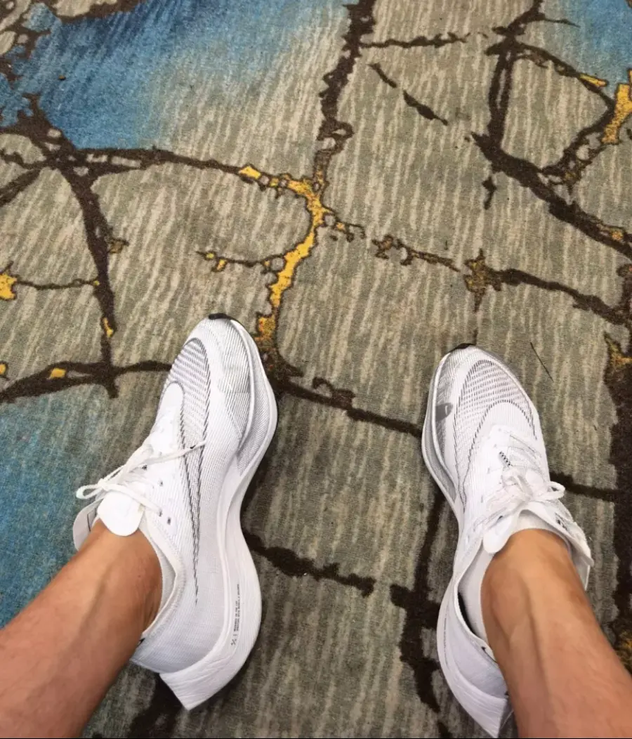 Alternative view of Giày Nike ZoomX Vaporfly NEXT% 2 'White Metallic Silver' CU4111-100