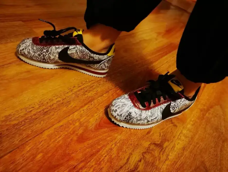 Giày Nike Wmns Classic Cortez Leather 'Snakeskin' CT1557-100 - Ảnh 3