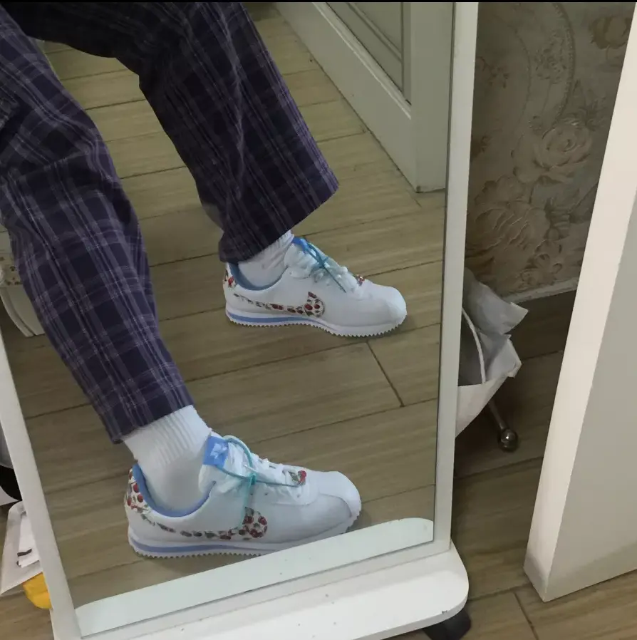 Giày Nike Cortez SE GS 'Cherry Pacnic' CJ2421-400 - Ảnh 3