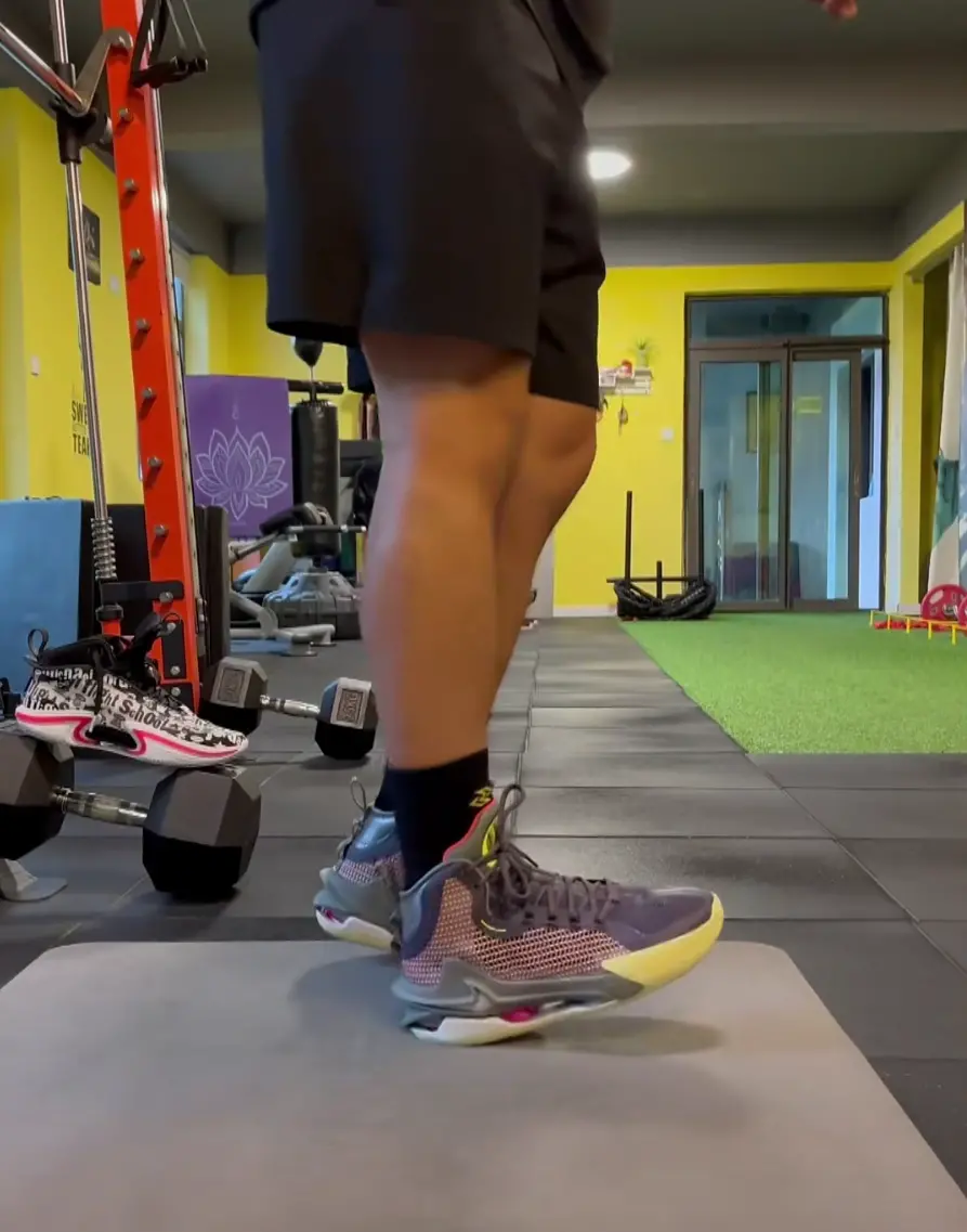 Alternative view of Giày Nike Air Zoom G.T. Jump EP 'Purple' DC9039-500