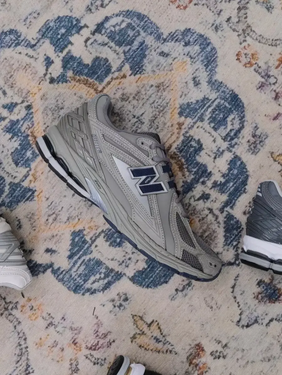 Alternative view of Giày New Balance 1906R 'White Grey' M1906RD