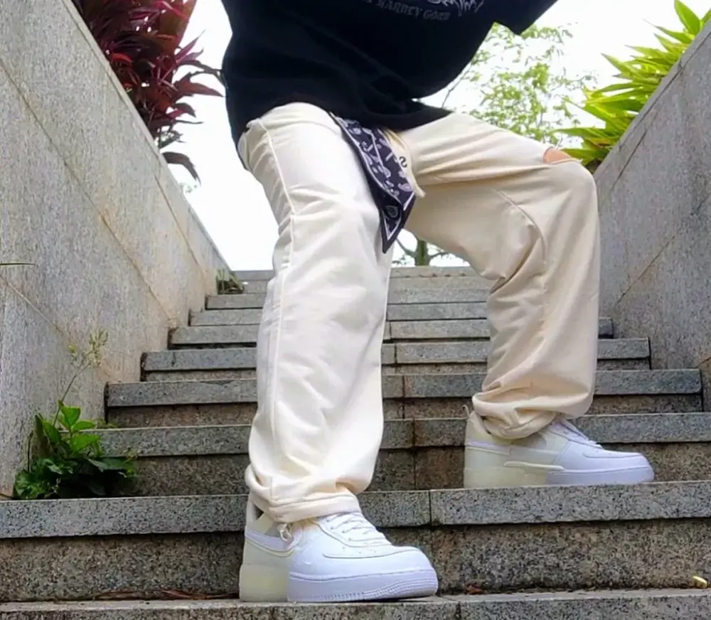 Alternative view of Giày Nike Air Force 1 React 'Coconut Milk' DH7615-100