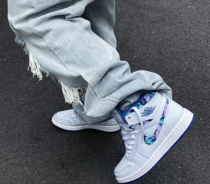 Alternative view of Giày Nike Air Jordan 1 High Zoom '25 Years In China' DV5575-140