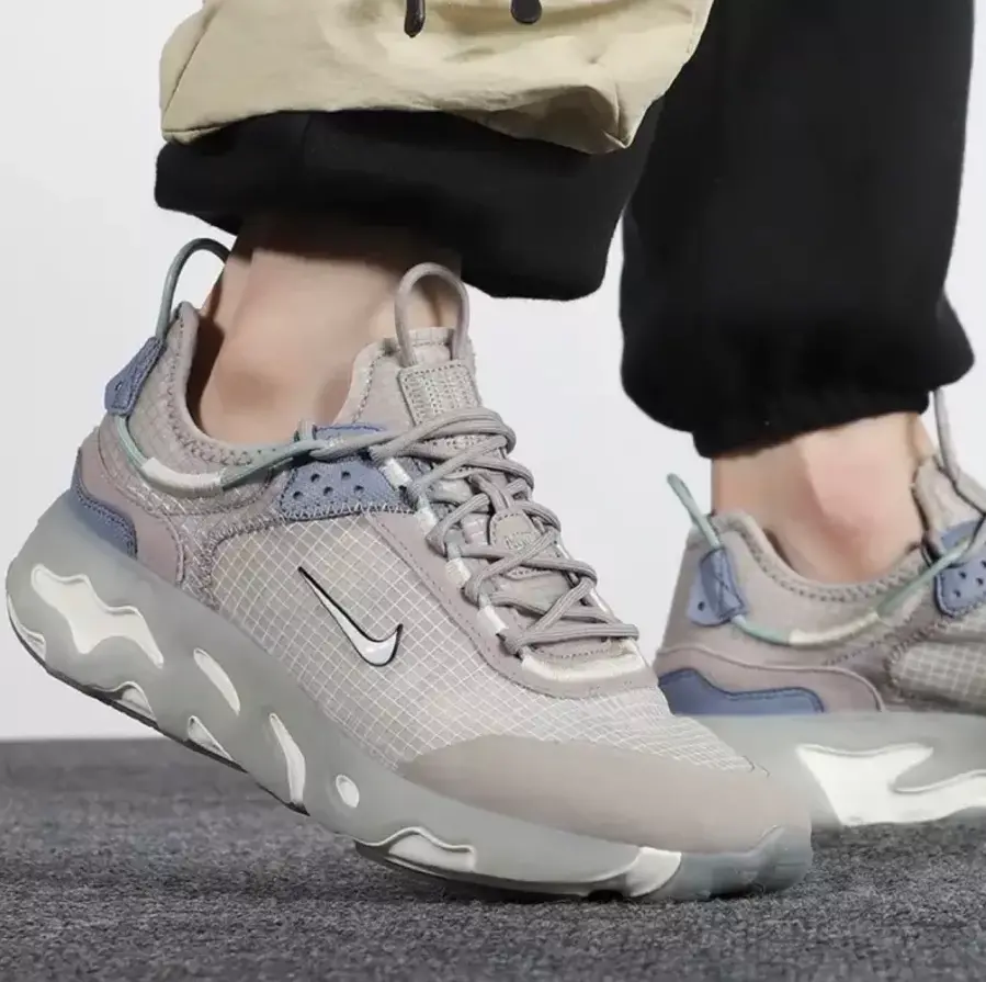 Alternative view of Giày Nike React Live Grey CV1772-002
