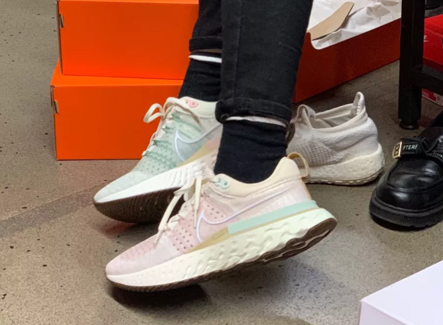 Giày Nike Wmns React Infinity Run Flyknit 2 'Cashmere' DM7193-711 - Ảnh 3