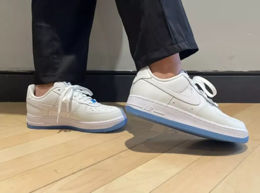 Alternative view of Giày Nike Air Force 1 React 'White Iridescent' CN9838-100