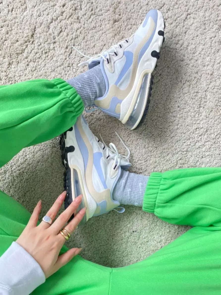 Giày Nike Wmns Air Max 270 React 'White Fossil' CT1287-100 - Ảnh 3