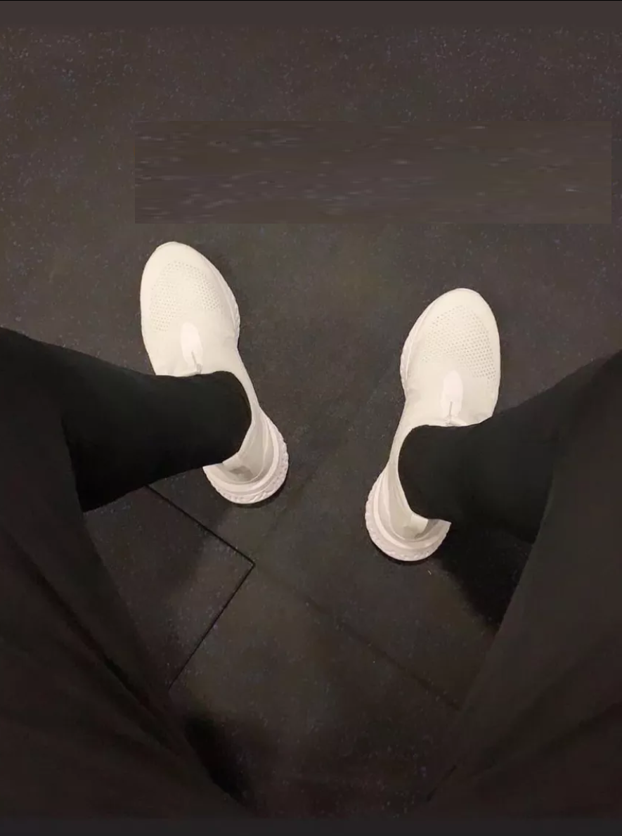 Giày Nike Epic React Flyknit 'Triple White' AQ0067-102 - Ảnh 3