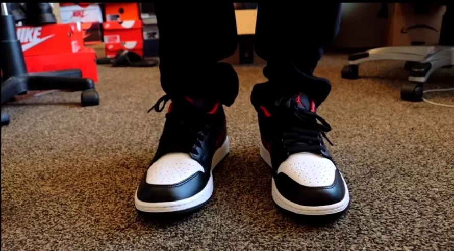 Giày Nike Air Jordan 1 Low 'White Toe' 553558-063 - Ảnh 4