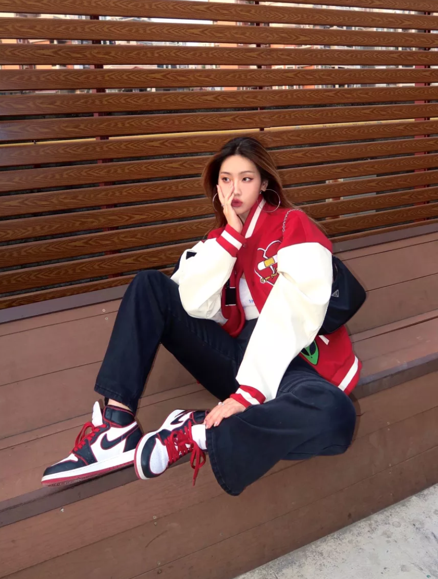 Giày Nike Air Jordan 1 Retro High OG 'Bloodline' 575441-062 - Ảnh 5