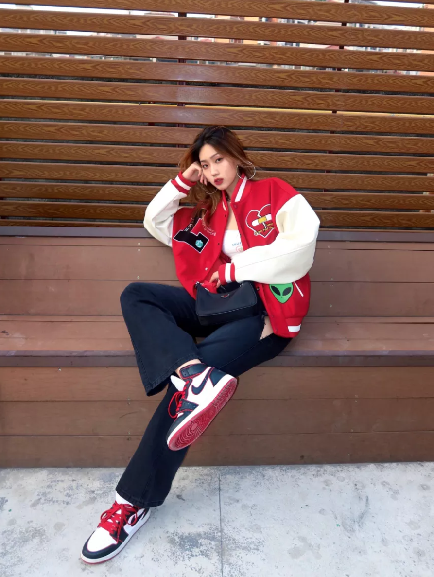 Giày Nike Air Jordan 1 Retro High OG 'Bloodline' 575441-062 - Ảnh 4