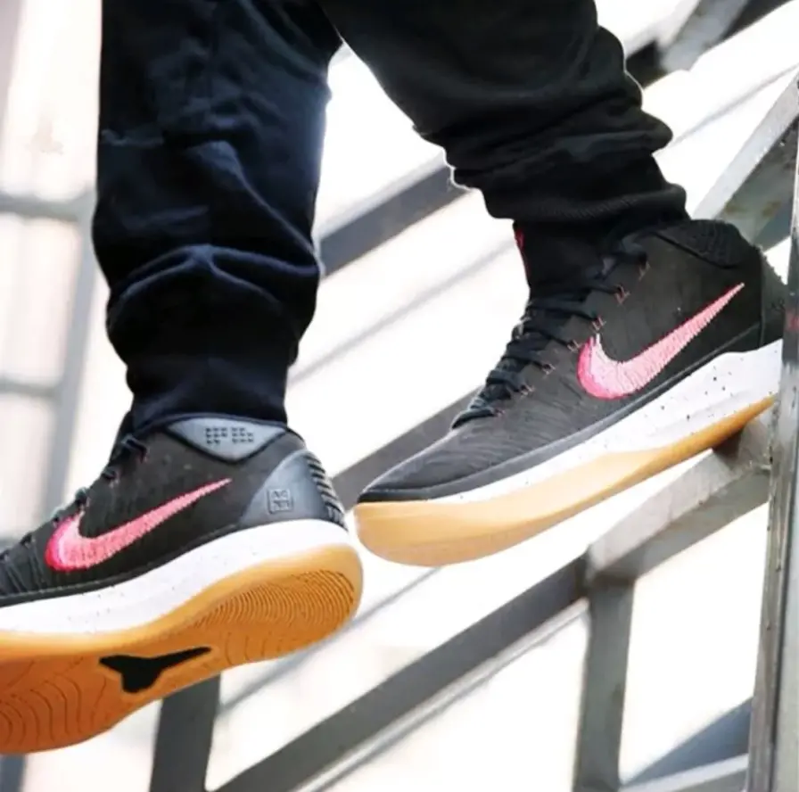 Alternative view of Giày Nike Kobe A.D. Mid 'Black Gum' 922482-006