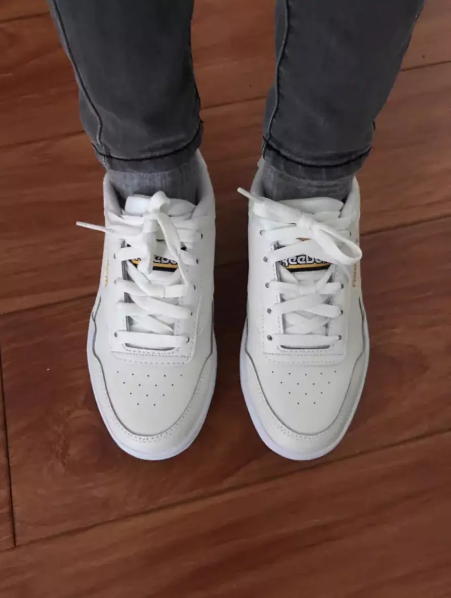 Alternative view of Giày Reebok Classics Royal Techque 'Fierce Gold' Q47103