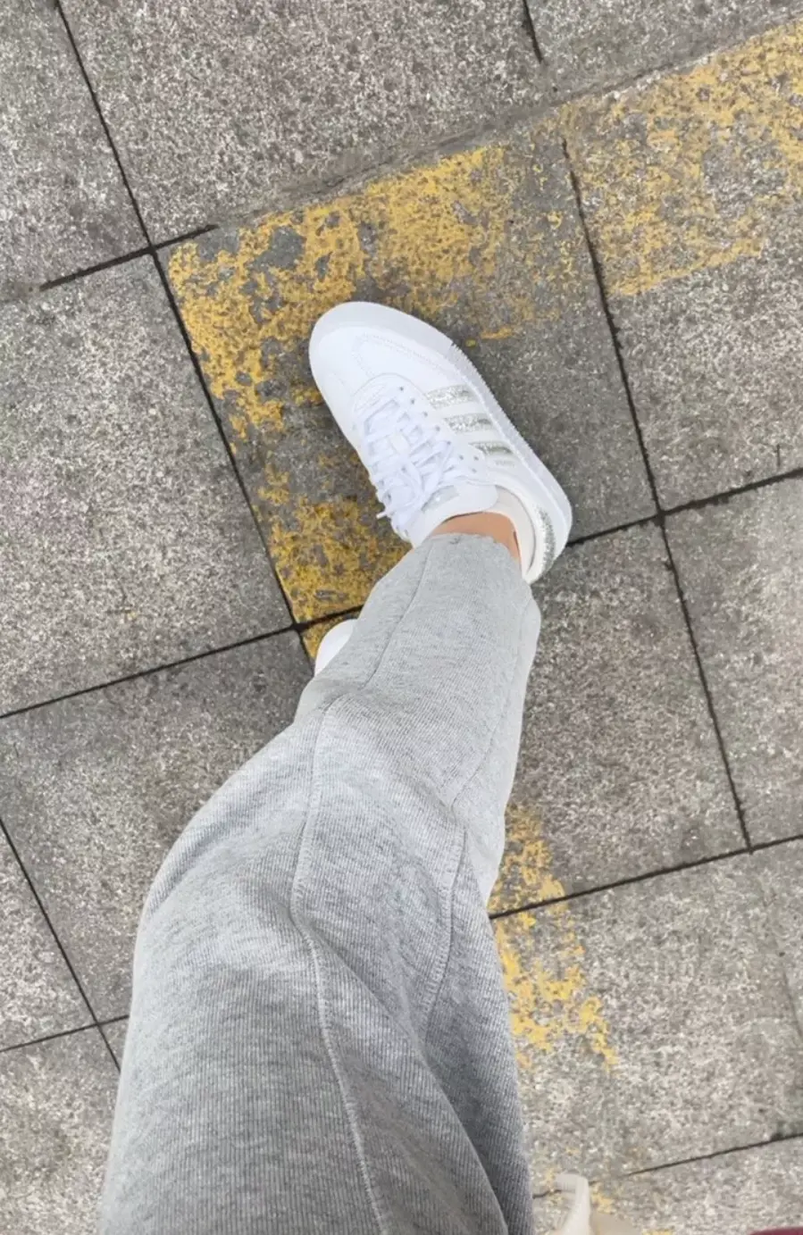Alternative view of Giày Adidas Wmns Sambarose 'White Silver' FX3819
