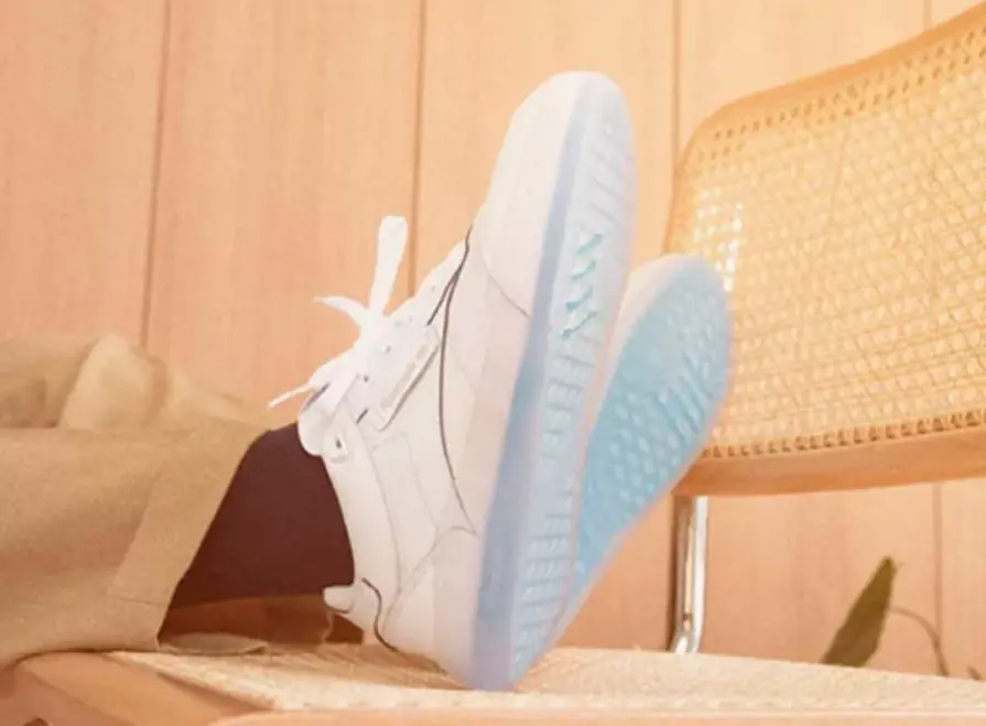 Alternative view of Giày Reebok Club C Legacy 'White Aqua' GZ0085