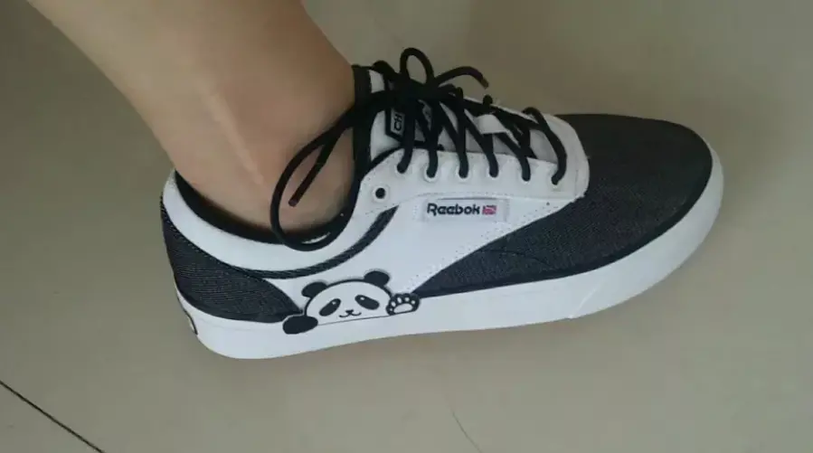 Alternative view of Giày Reebok Club C Coast 'Panda' GV8219