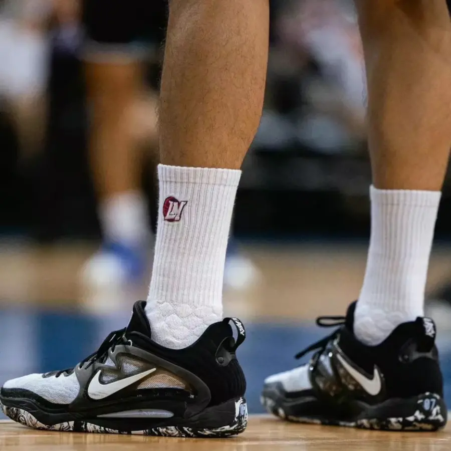 Alternative view of Giày Nike KD 15 EP 'Refuge' DM1054-101