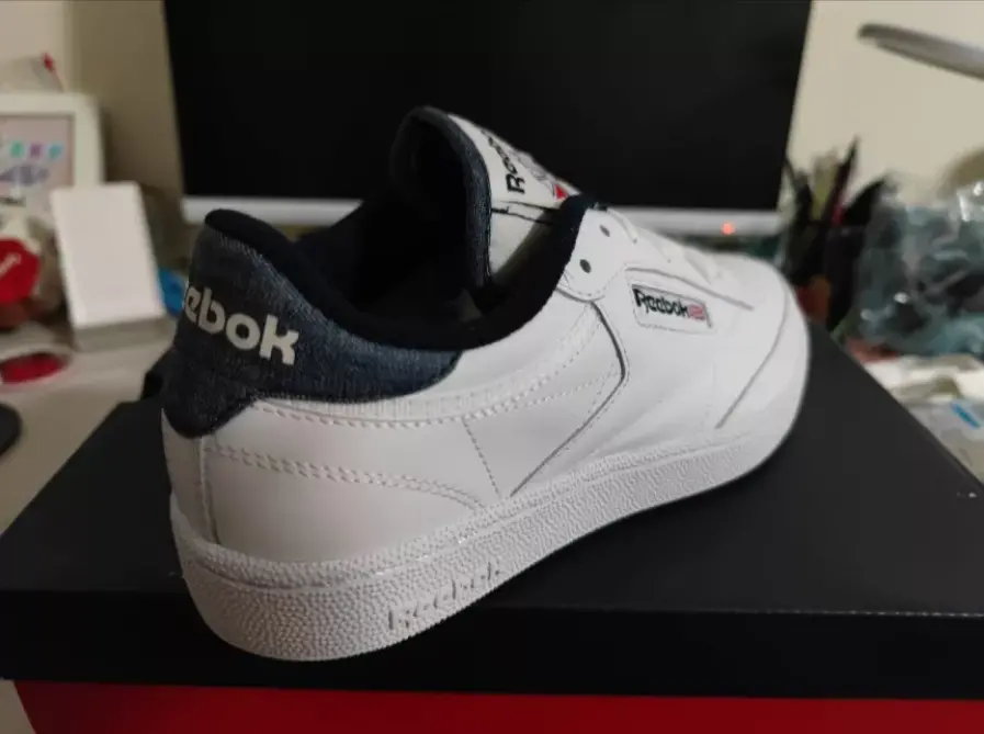 Giày Reebok Club C 85 'White Navy' FX2097 - Ảnh 3