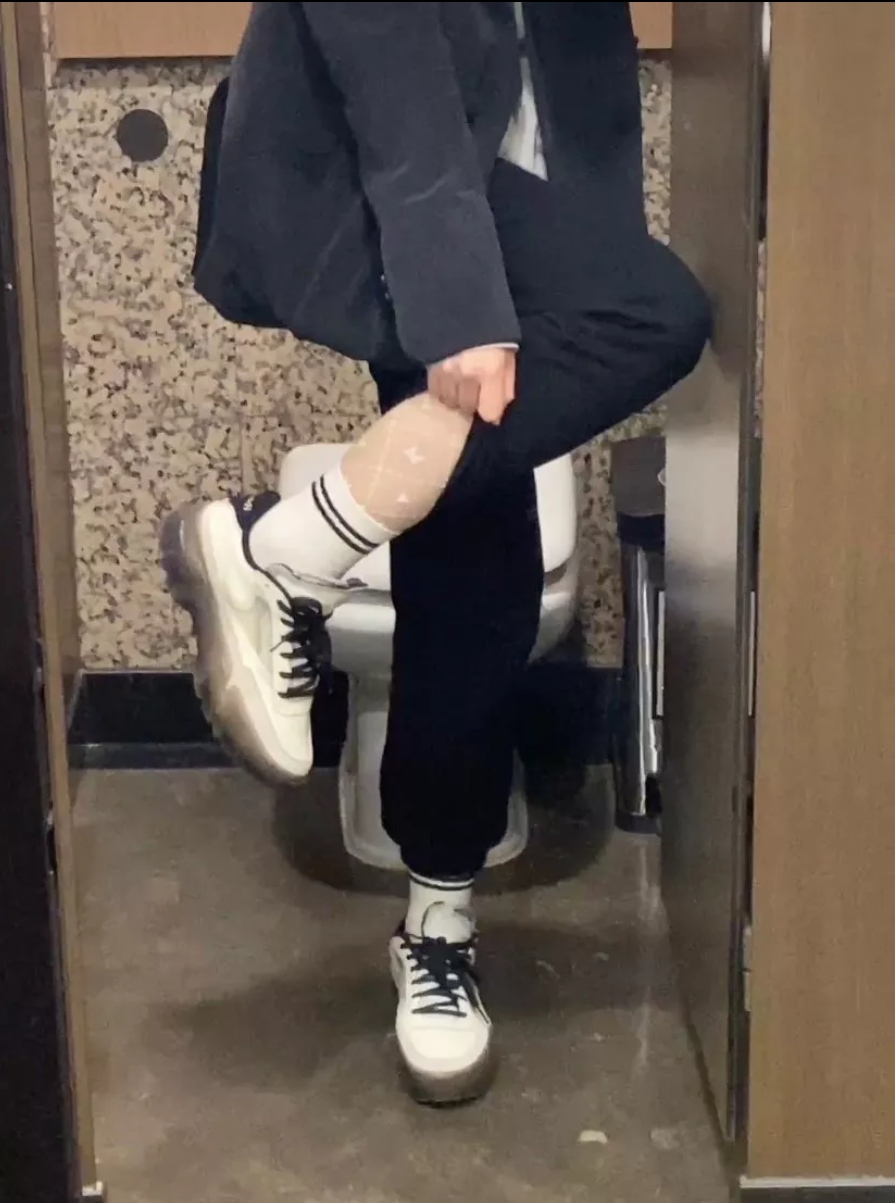 Giày Reebok Cardi B x Wmns Club C 'Chalk' FZ4928 - Ảnh 2