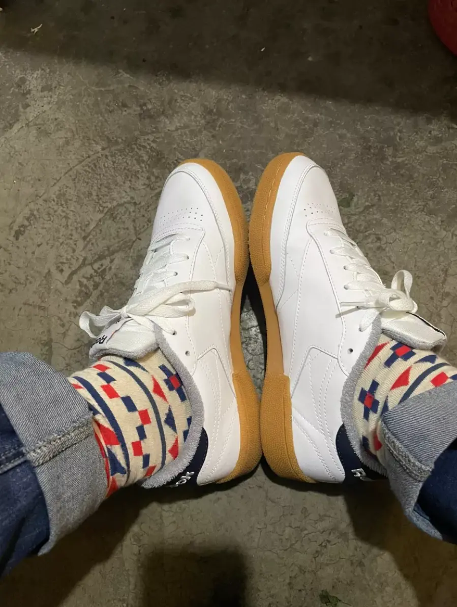 Giày Reebok Club C 85 MU 'White Scarlett Red Collegiate Navy' EG6426 - Ảnh 4