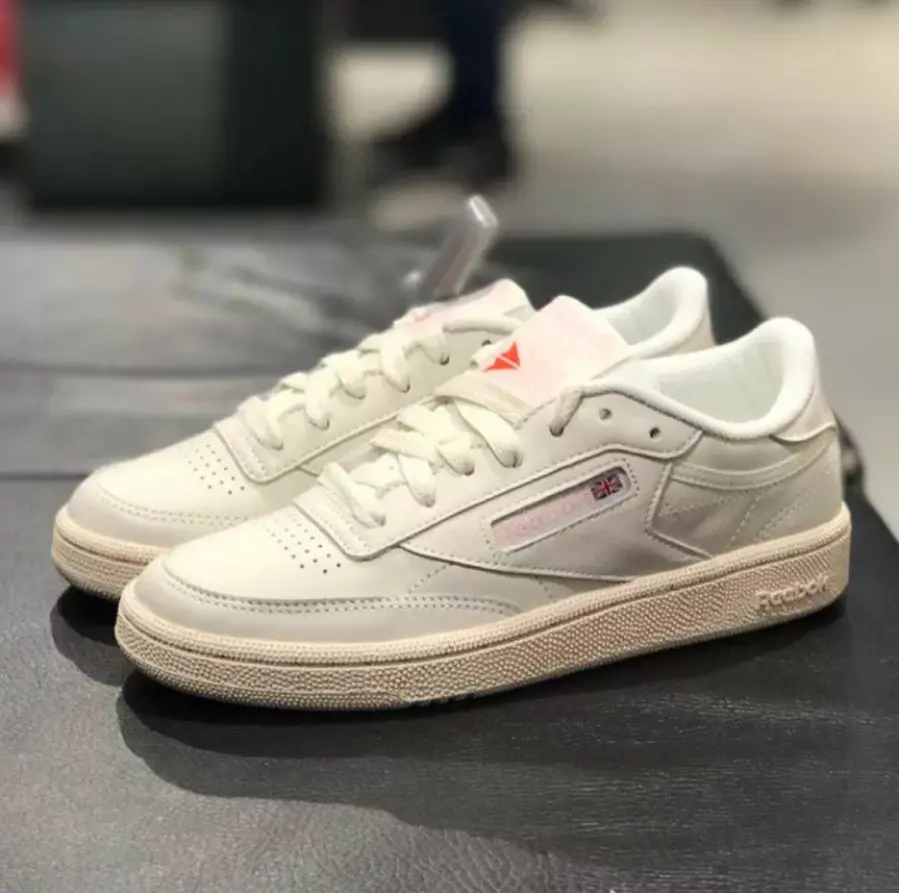 Giày Reebok Wmns Club C 85 'Chalk' DV8271 - Ảnh 3