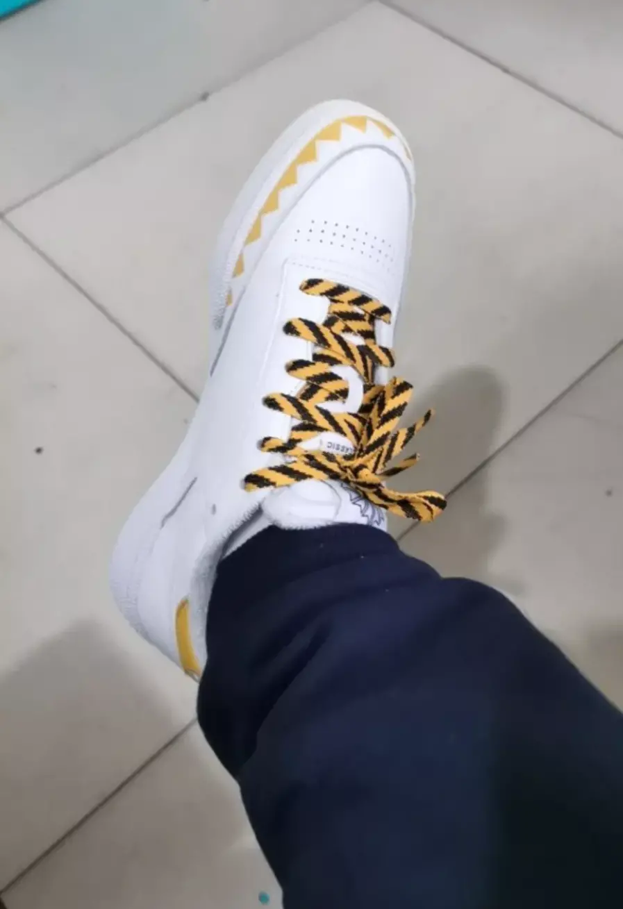 Giày Reebok Sanrio x Club C 85 'Gudetama' EH3050 - Ảnh 3