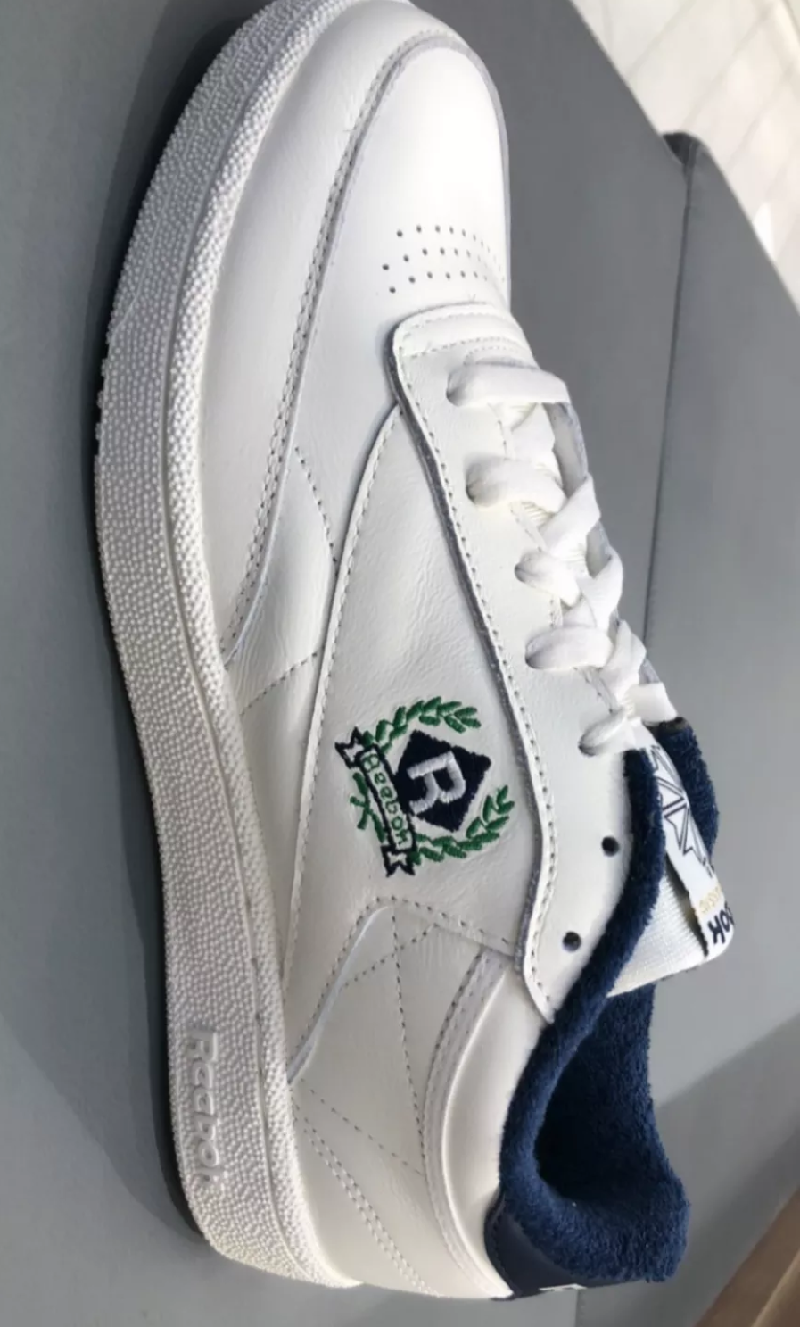 Giày Reebok Club C 85 'OG CrestChalk Vector Navy' H05809 - Ảnh 5