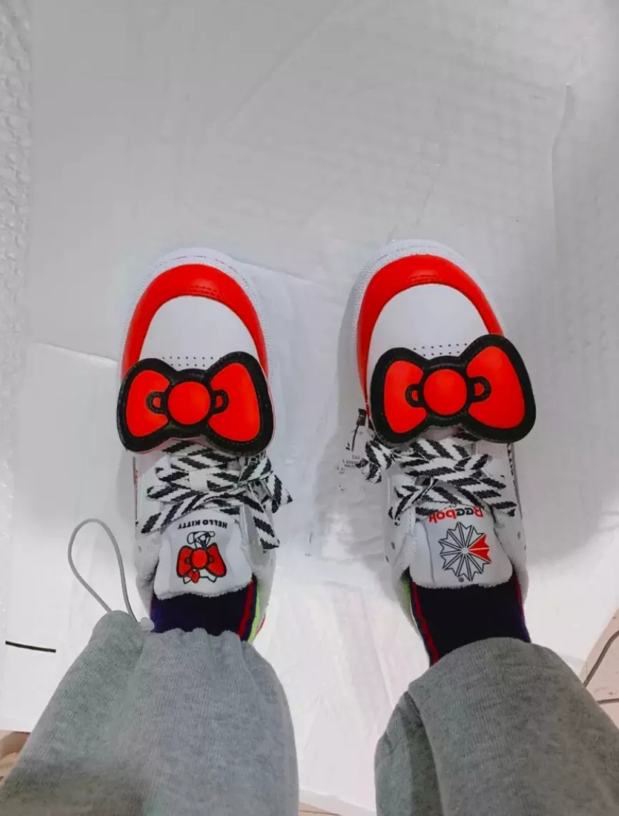 Giày Reebok Sanrio x Club C 85 'Hello Kitty' EH3051 - Ảnh 2