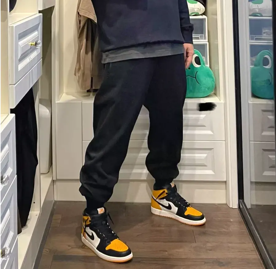 Giày Nike Air Jordan 1 Retro High OG GS 'Taxi' 575441-711 - Ảnh 7