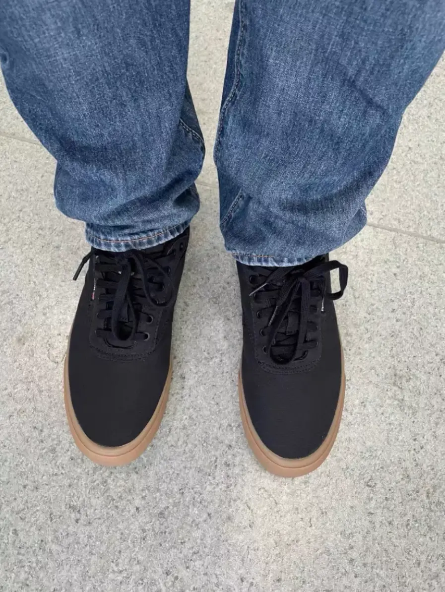 Alternative view of Giày Reebok Club C Coast 'Black Gum' FY5598