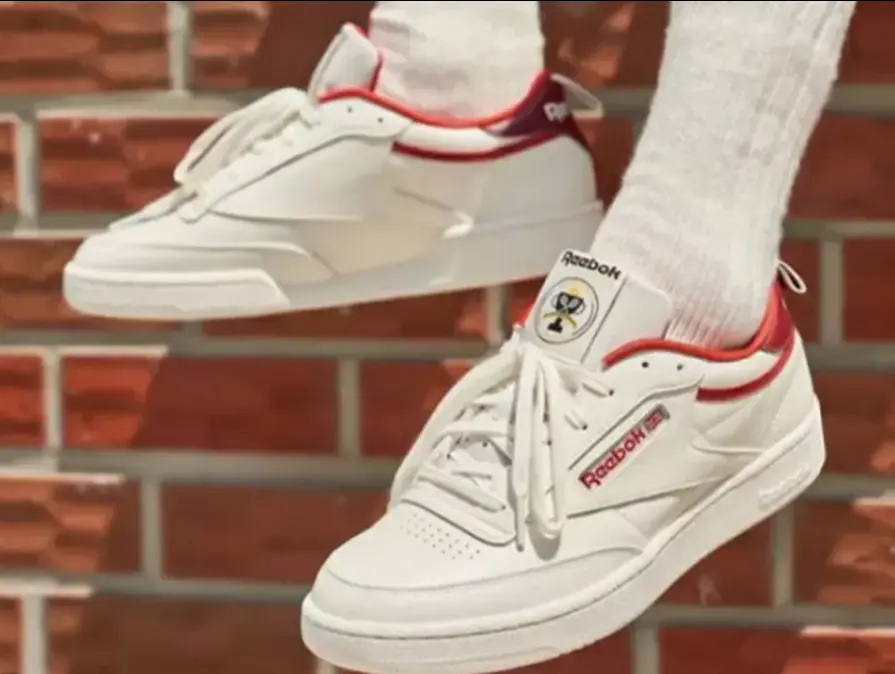 Alternative view of Giày Reebok Club C 'Red' FX3358