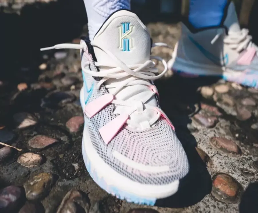 Alternative view of Giày Nike Kyrie 7 'Pale Ivory' CZ0141-100