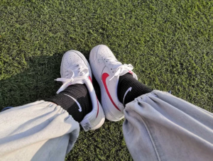 Alternative view of Giày Nike Air Force 1 GS White University Red CZ4203-100