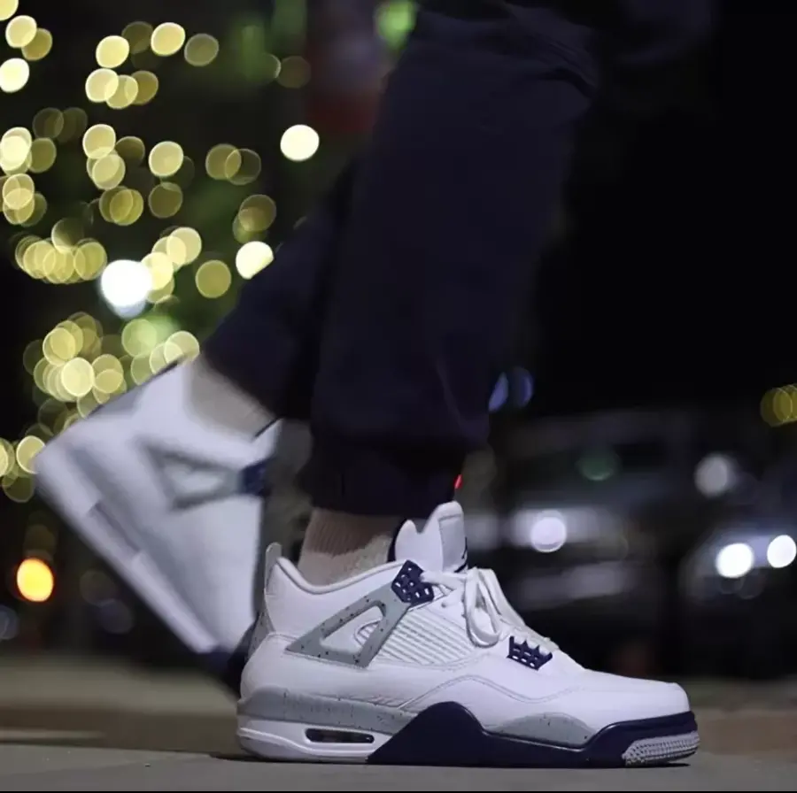 Alternative view of Giày Nike Air Jordan 4 Retro 'Midnight Navy' DH6927-140
