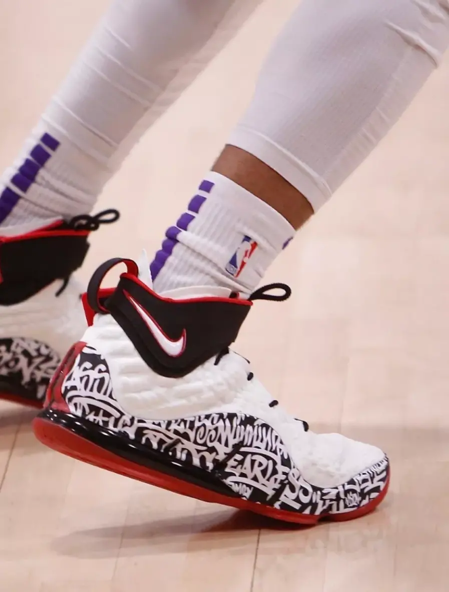 Giày Nike LeBron 17 'Graffiti' CT6047-100 - Ảnh 3