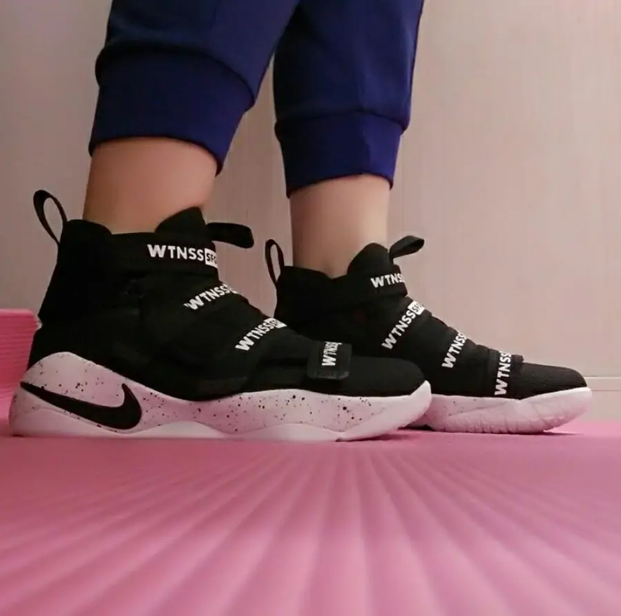 Alternative view of Giày Nike Lebron Soldier Xi Flyease 'Black' AJ6985-002