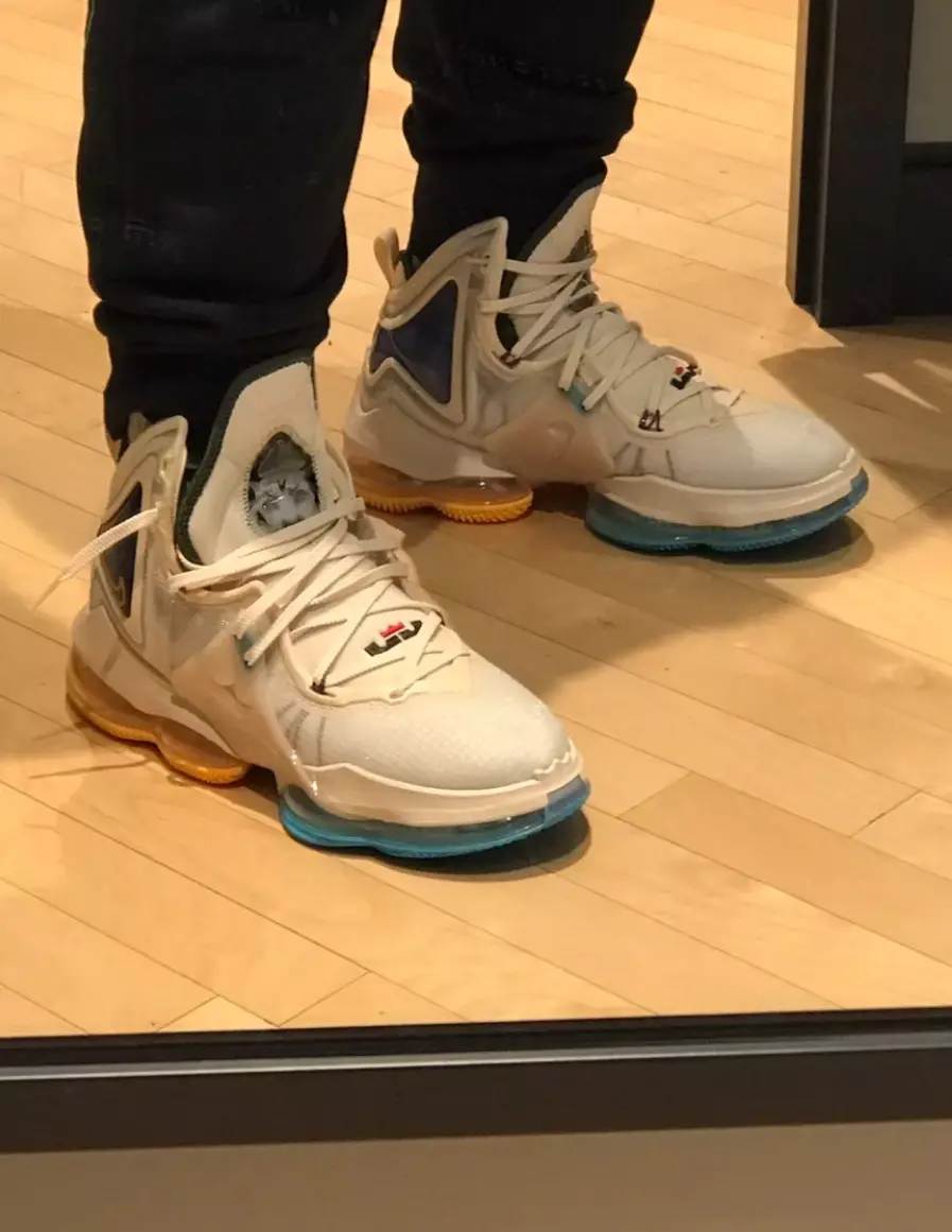 Giày Nike Lebron 19 'Minneapolis Lakers' DC9341-200 - Ảnh 3