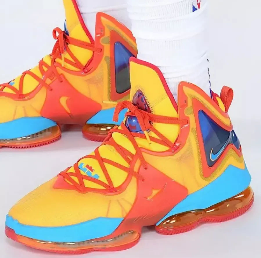 Giày Nike Lebron 19 'Tune Squad' DC9338-800 - Ảnh 4