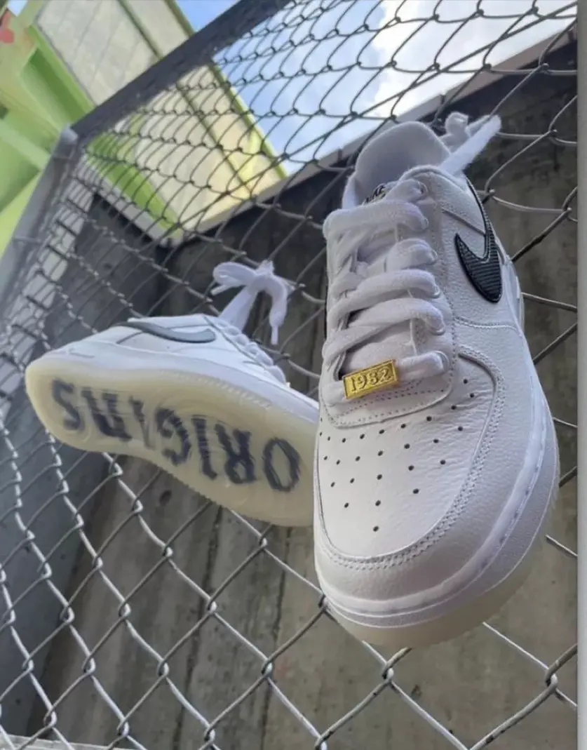 Alternative view of Giày Nike Air Force 1 '07 PRM Bronx Origins 'White' DX2305-100
