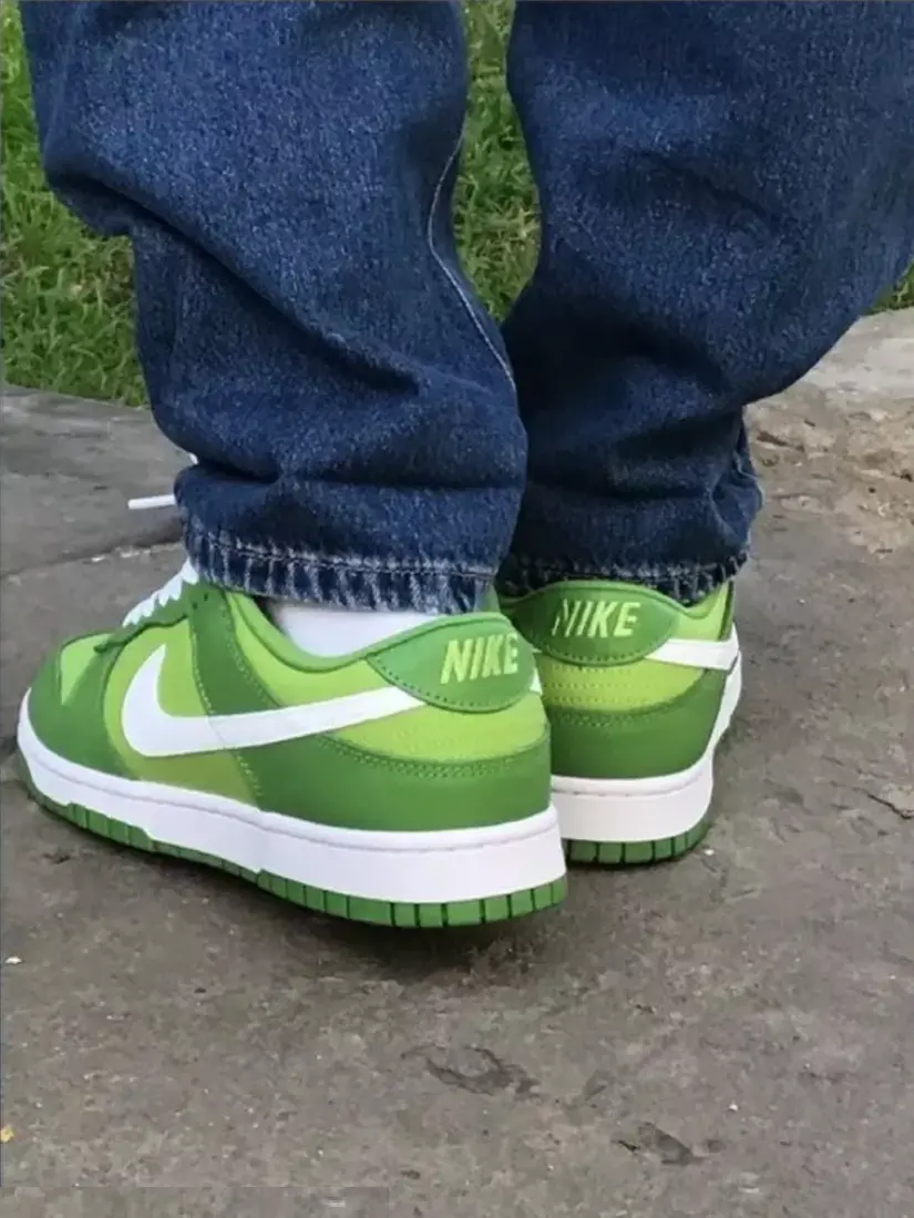Giày Nike Dunk Low 'Chlorophyll' DJ6188-300 - Ảnh 3